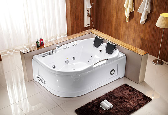 جکوزی داخلی 2 نفره 1700 میلی متری A006 Badewanne